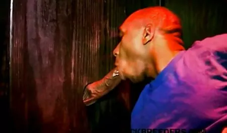Sasha se ver vídeo pornô gratuito despir