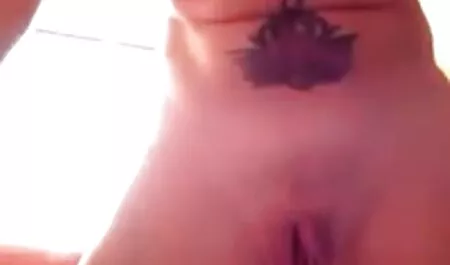 Zabella vídeo gratuito pornô Clark