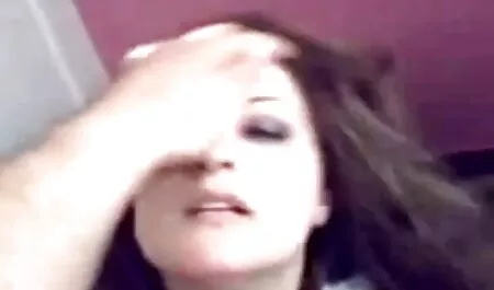 Olga Kay no campo filme pornô no youtube grátis