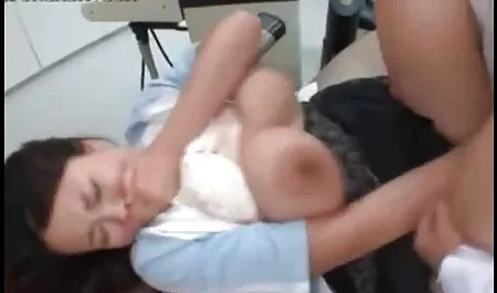 Mulher ver vídeo pornográfico gratuito madura