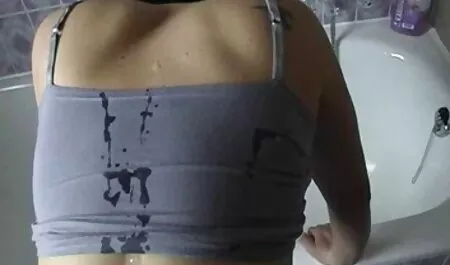 Peituda bexy em uma balcony quero ver vídeo pornô gratuito